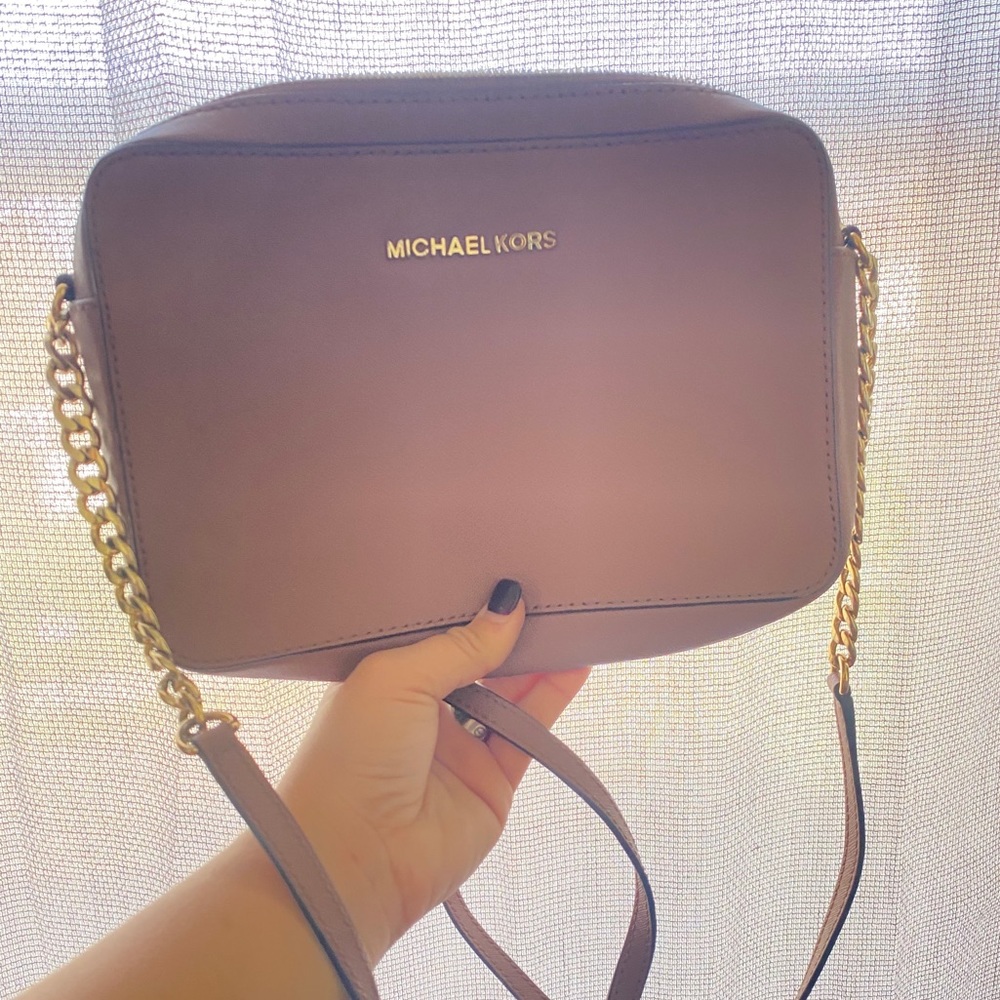 Michael Kors Crossbody Mauve - Picture 2 of 2
